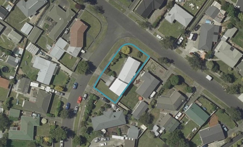 1 Mokau Place, Terrace End, Palmerston North - Carousel 1