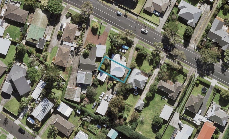 58B Muir Avenue, Mangere Bridge, Auckland - Carousel 1