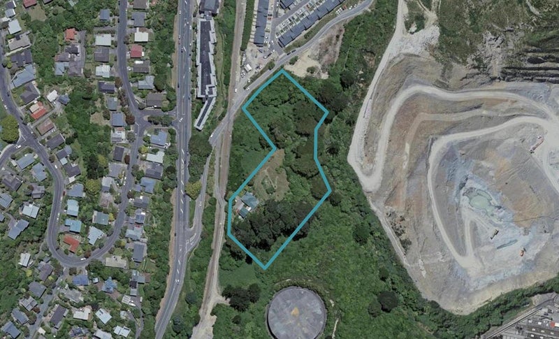 175 Fraser Avenue, Johnsonville, Wellington - Carousel 1