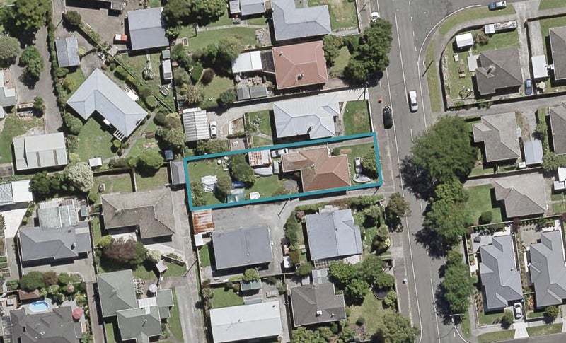 71 Pine Avenue, Ebdentown, Upper Hutt - Carousel 1