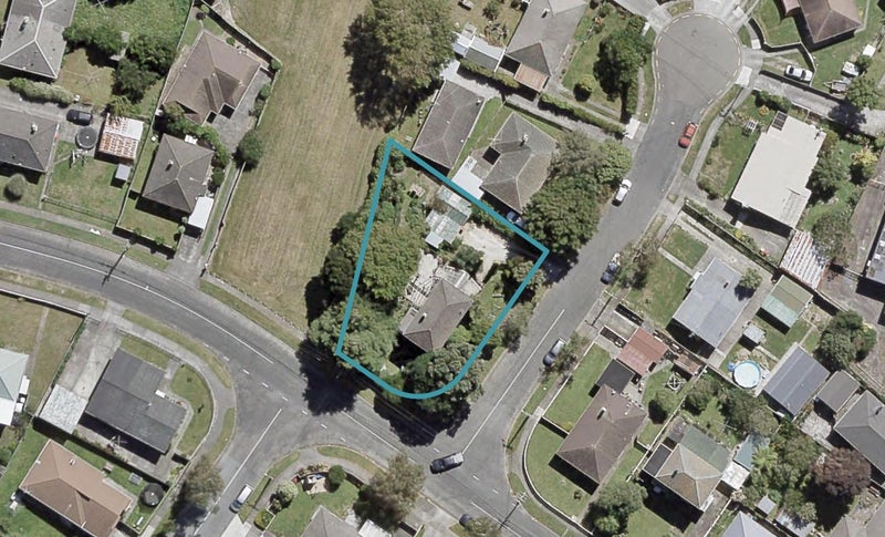 10 Burcham Street, Taita, Lower Hutt - Carousel 1