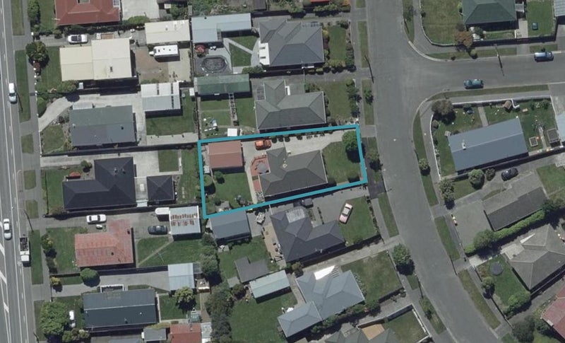 27 Vardon Crescent, Shirley, Christchurch - Carousel 1
