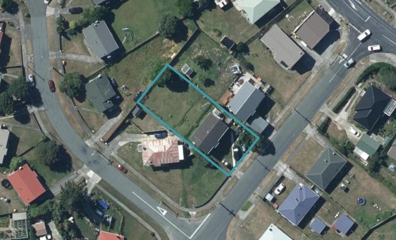 67 Piko Street, Titahi Bay, Porirua - Carousel 1