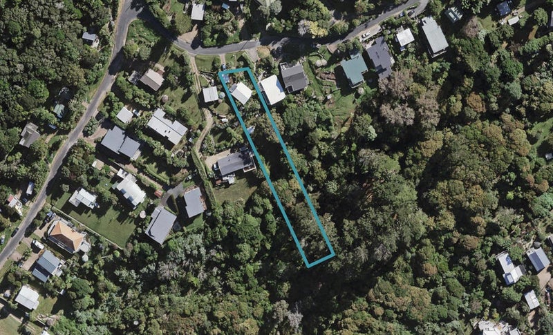 6 George Street, Surfdale, Waiheke Island - Carousel 1