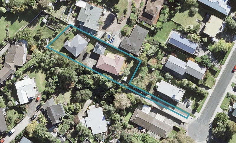 1/11 Dunraven Place, Torbay, Auckland - Carousel 1