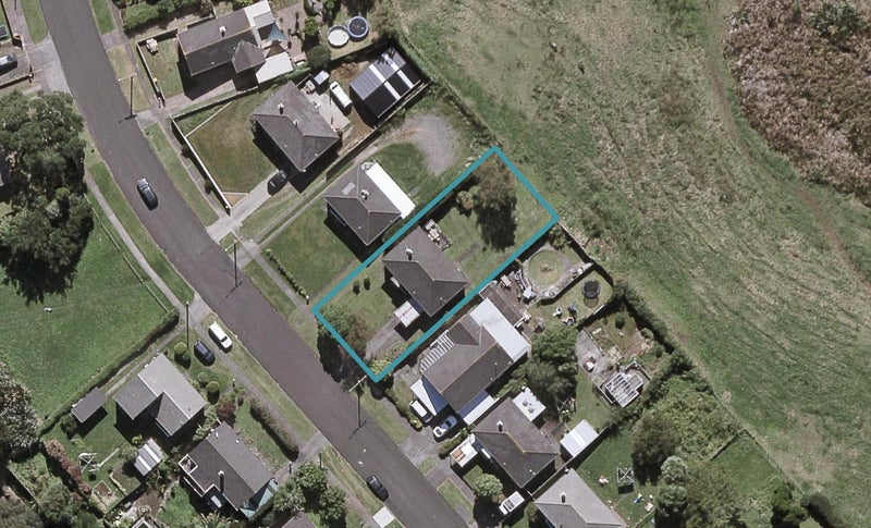 84 Cook Street, Marfell, New Plymouth - Carousel 1