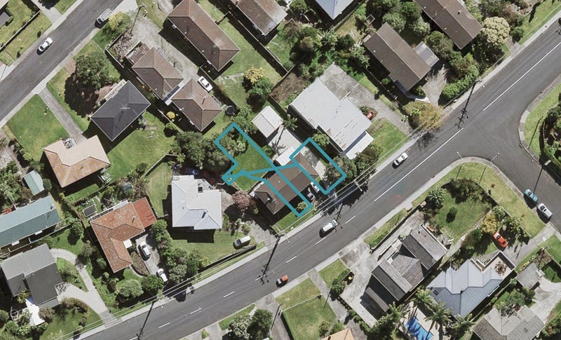 176F Coronation Road, Hillcrest, Auckland - Carousel 1