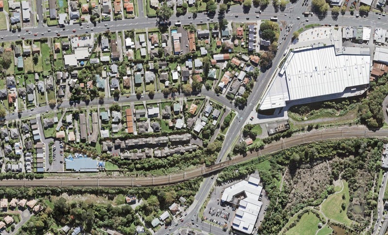 8A Arawa Street, New Lynn, Auckland - Carousel 1