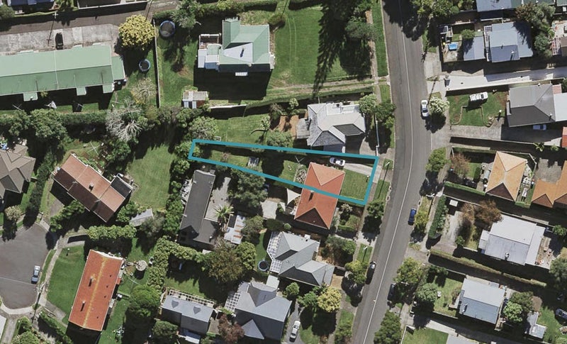 30 Athens Road, Onehunga, Auckland - Carousel 1