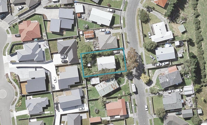 10 Dewsbury Grove, Wainuiomata, Lower Hutt - Carousel 1