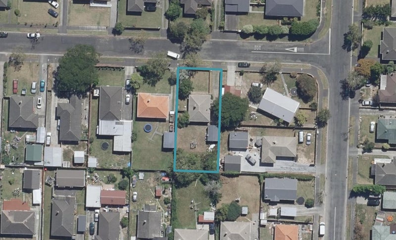 46 Slim Street, Bader, Hamilton - Carousel 1