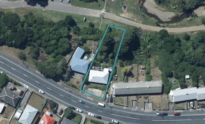 79 Champion Street, Cannons Creek, Porirua - Carousel 1