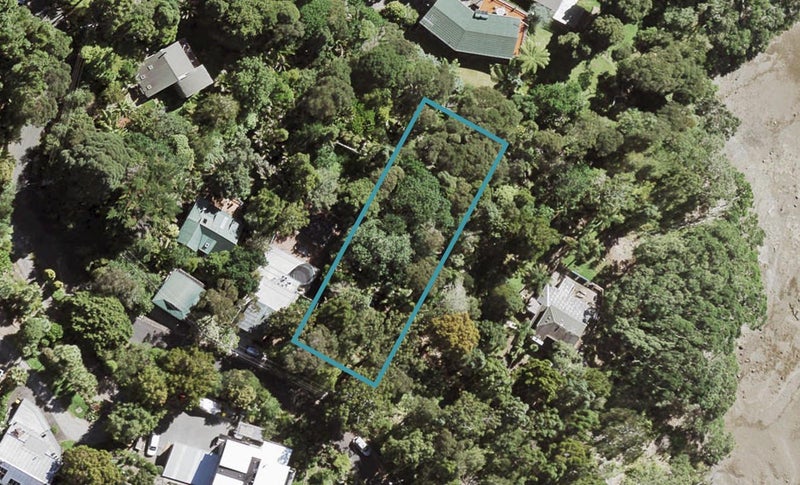 40 Paturoa Road, Titirangi, Auckland - Carousel 1