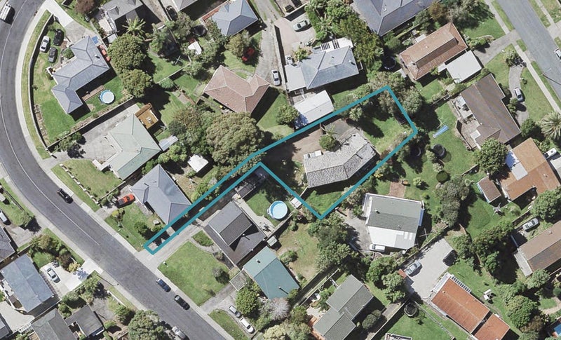 43 Juliet Avenue, Howick, Auckland - Carousel 1