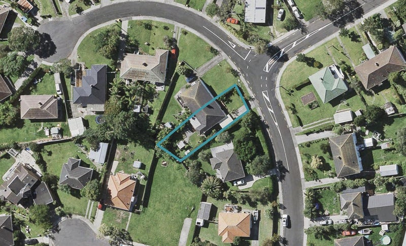 33 Philomel Crescent, Bayswater, Auckland - Carousel 1