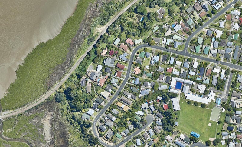 79 Princess Road, Bellevue, Tauranga - Carousel 1