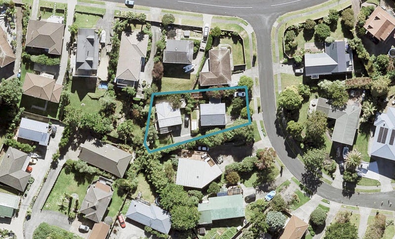 2/4 Kenneth Hopper Place, Manly, Whangaparaoa - Carousel 1