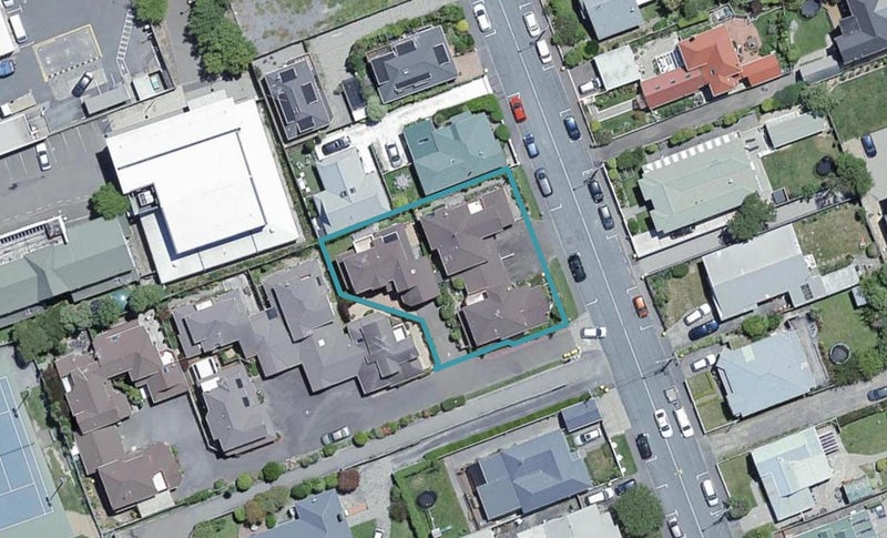 1 Scorian Close, Karori, Wellington - Carousel 1