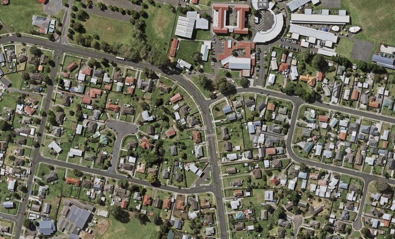 21 Alexander Crescent, Otara, Auckland - Carousel 1