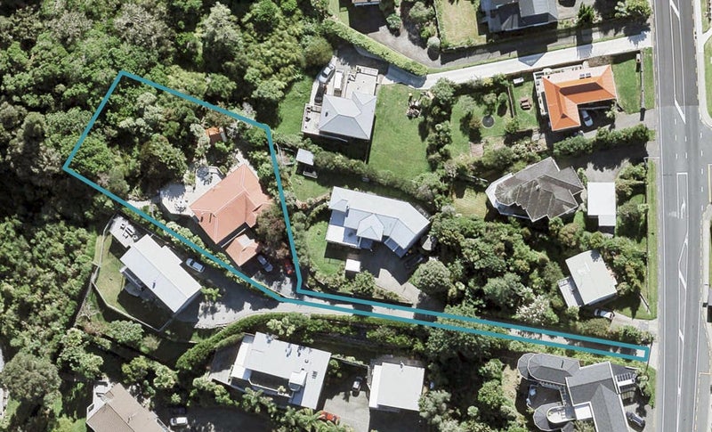1112 Whangaparaoa Road, Tindalls Beach, Whangaparaoa - Carousel 1