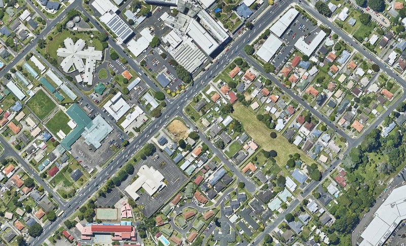 32 Twentieth Avenue, Tauranga South, Tauranga - Carousel 1