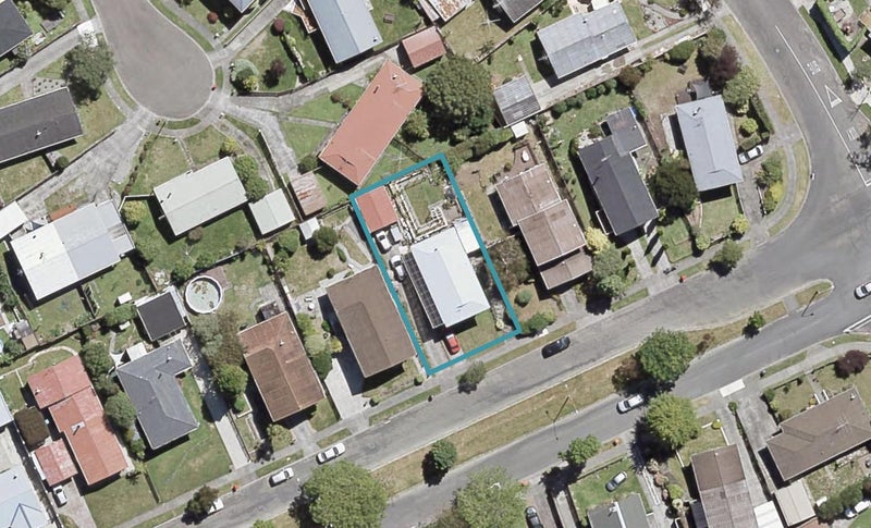 174 California Drive, Totara Park, Upper Hutt - Carousel 1