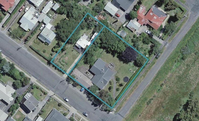 79 Bell Street, Featherston - Carousel 1