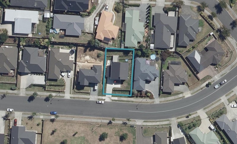 50 Farnborough Drive, Nawton, Hamilton - Carousel 1
