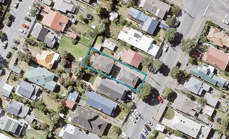 1/54 Oroua Street, Eastbourne, Lower Hutt - Carousel 1