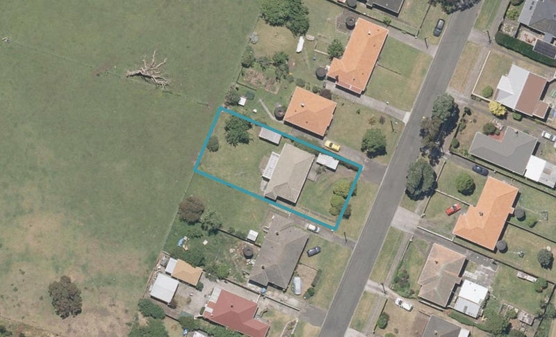 12 Brooking Street, Tawhero, Whanganui - Carousel 1