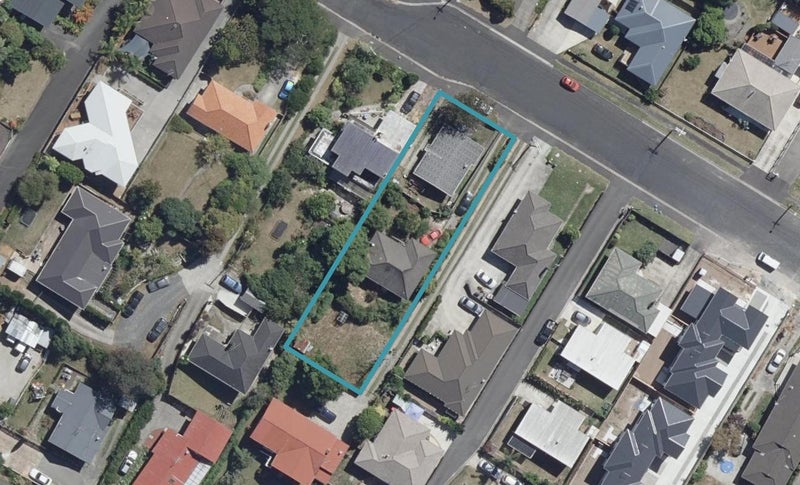 23B Carey Street, Maeroa, Hamilton - Carousel 1