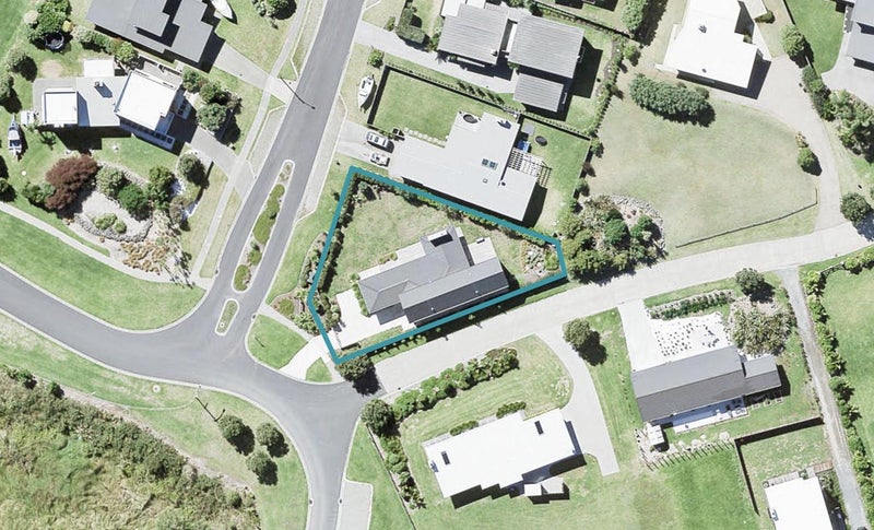 2 TAUMATA  RD, Omaha - Carousel 1