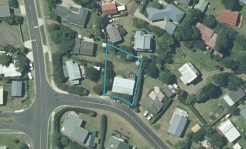 2 Margot Place, Hahei - Carousel 1