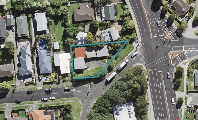 1/34 Mayfield Road, Glenfield, Auckland - Carousel 1