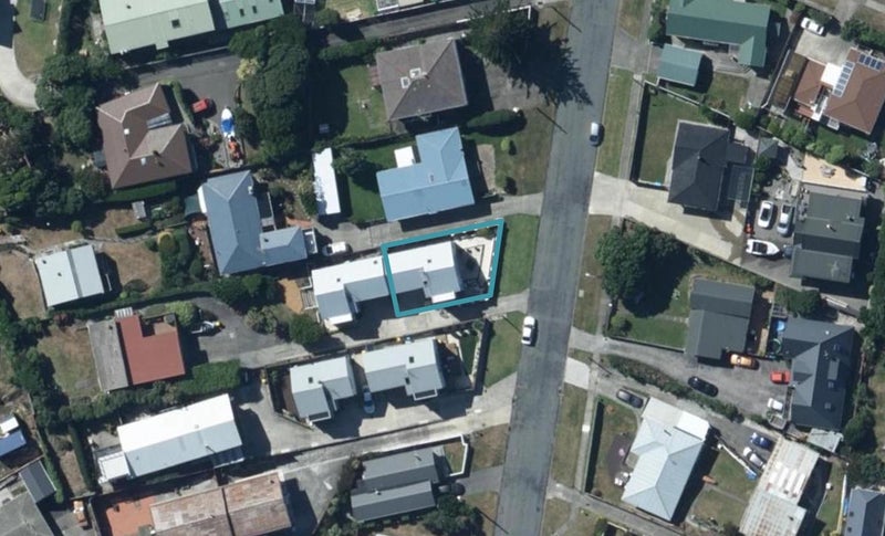 9A Lambley Road, Titahi Bay, Porirua - Carousel 1