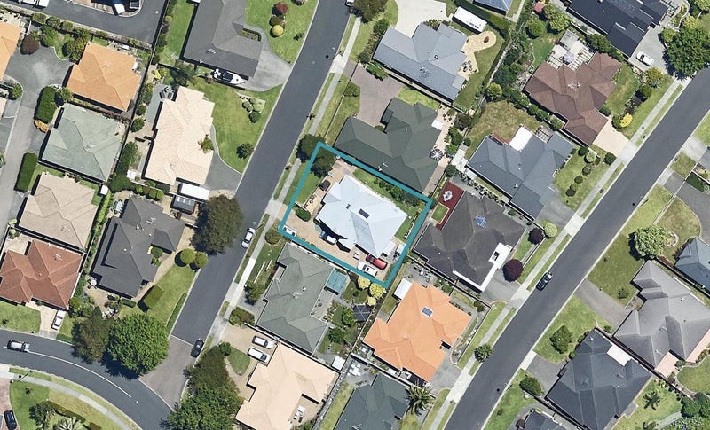 6 Brodie Place, Bethlehem, Tauranga - Carousel 1