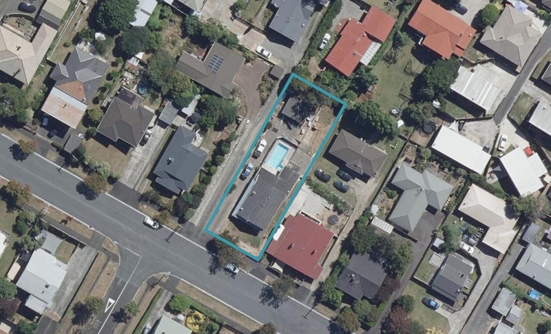 20 Matai Street, Maeroa, Hamilton - Carousel 1