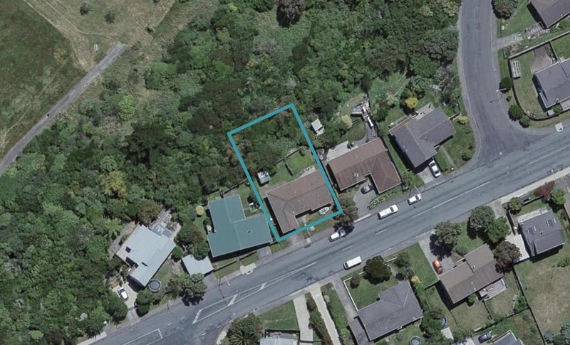 127 Mark Avenue, Grenada Village, Wellington - Carousel 1