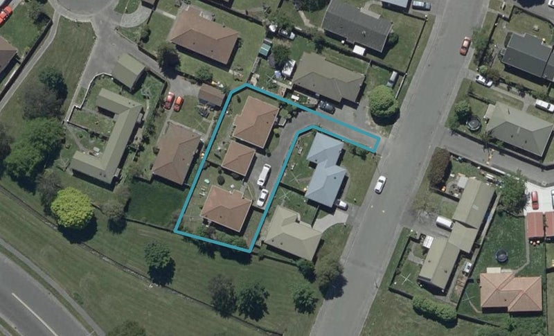 1/64 Arcon Drive, Broomfield, Christchurch - Carousel 1