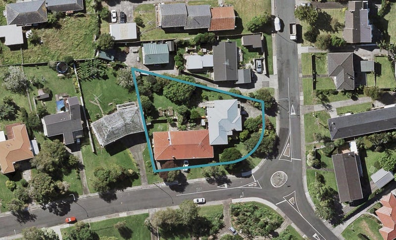 3/11 Greenhill Crescent, Pakuranga, Auckland - Carousel 1