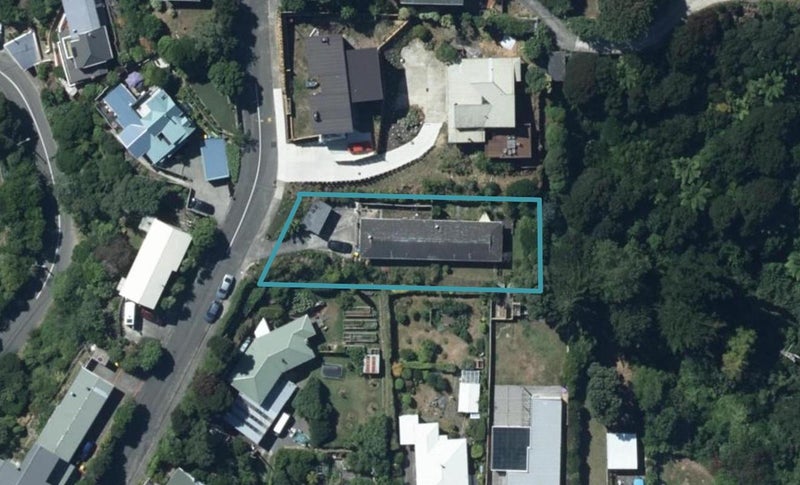 4B The Track, Plimmerton, Porirua - Carousel 1