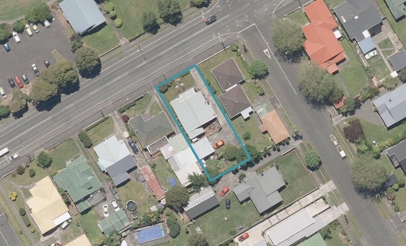 40 Jones Street, Whanganui East, Whanganui - Carousel 1