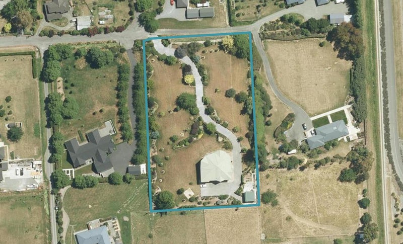 214 Oakwood Lane, Witherlea, Blenheim - Carousel 1