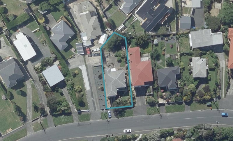 38 Aberdeen Road, Saint Clair, Dunedin - Carousel 1