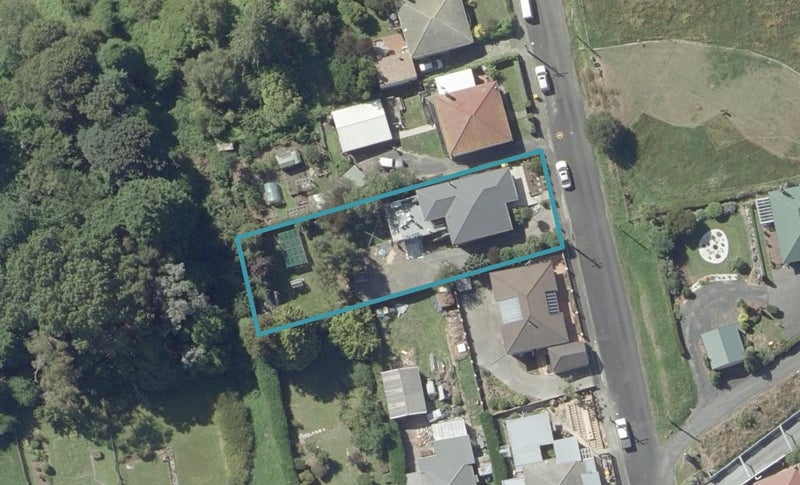 28 Torquay Street, Abbotsford, Dunedin - Carousel 1