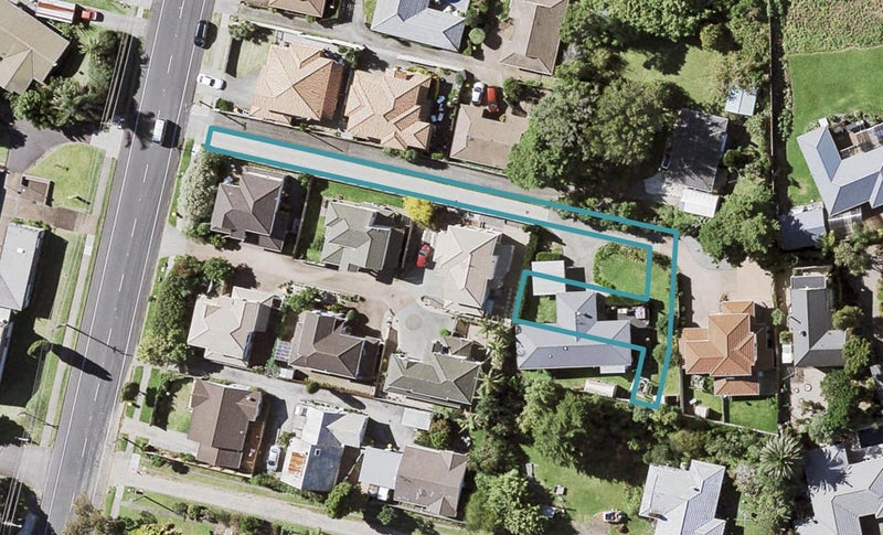 242E Bucklands Beach Road, Bucklands Beach, Auckland - Carousel 1
