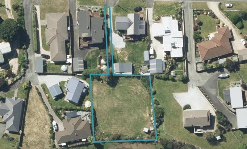 27 Selwyn Street, Pohara - Carousel 1
