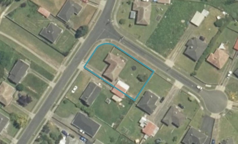 21 Te Wheoro Street, MEREMERE, MERCER - Carousel 1