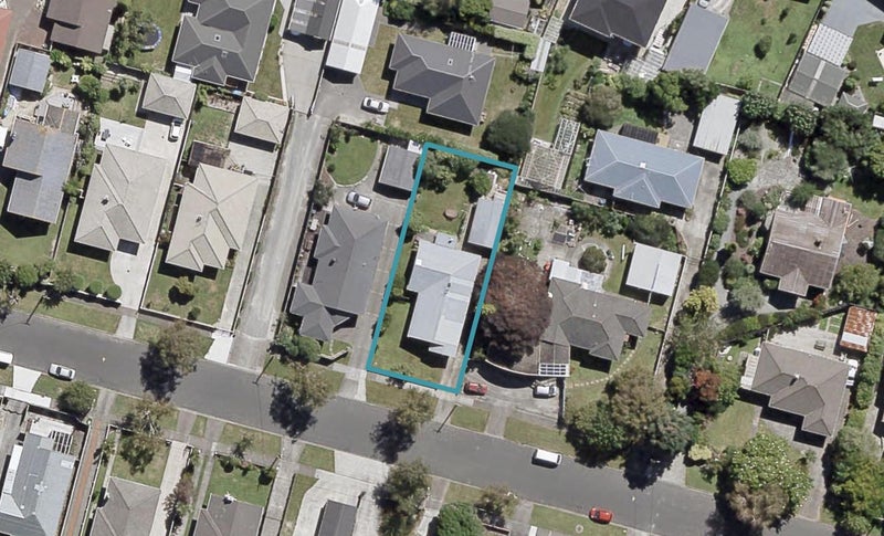 16 Garden Road, Avalon, Lower Hutt - Carousel 1