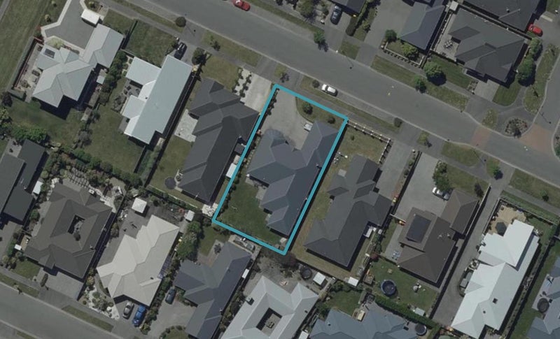 101 Bibiana Street, Aidanfield, Christchurch - Carousel 1